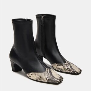 Steve Madden JETER Black Snake Ankle Boots